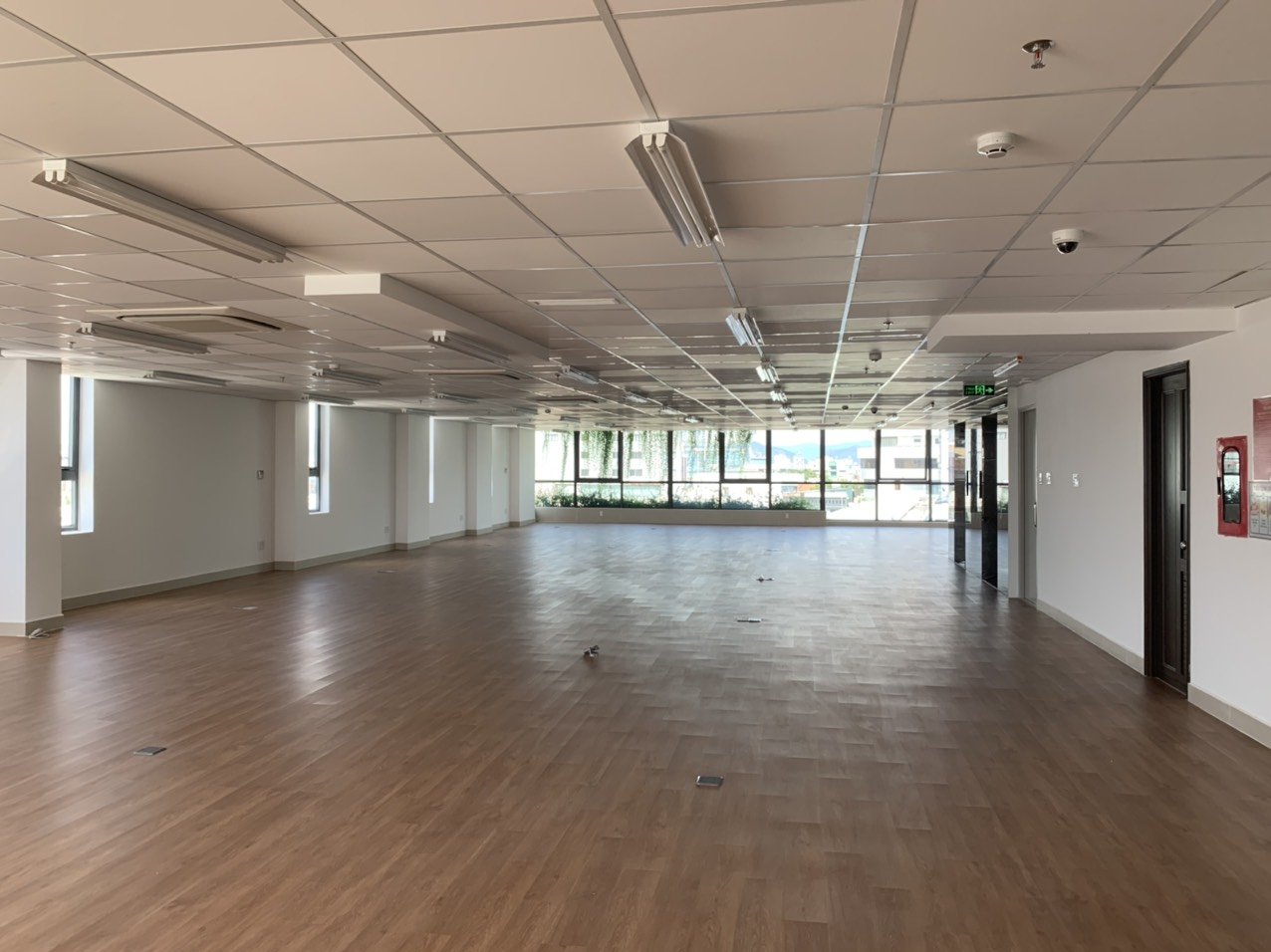 Modern Office in Da Nang Central Business District for Rent