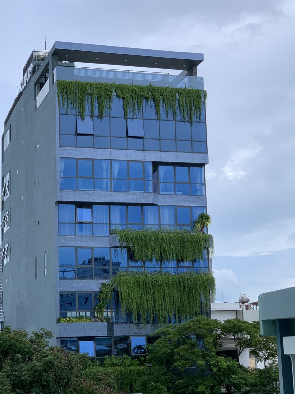 Modern Office in Da Nang Central Business District for Rent