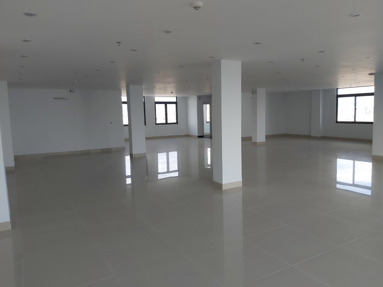 New office for lease in Hai Chau – 210m2/floor