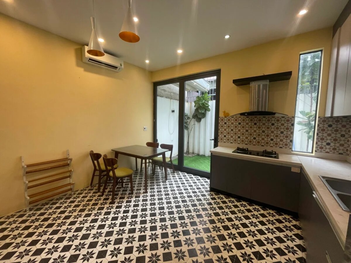 A 2-storey house for sale is located on An Thuong Street, My An Ward, Ngu Hanh Son District, Da Nang