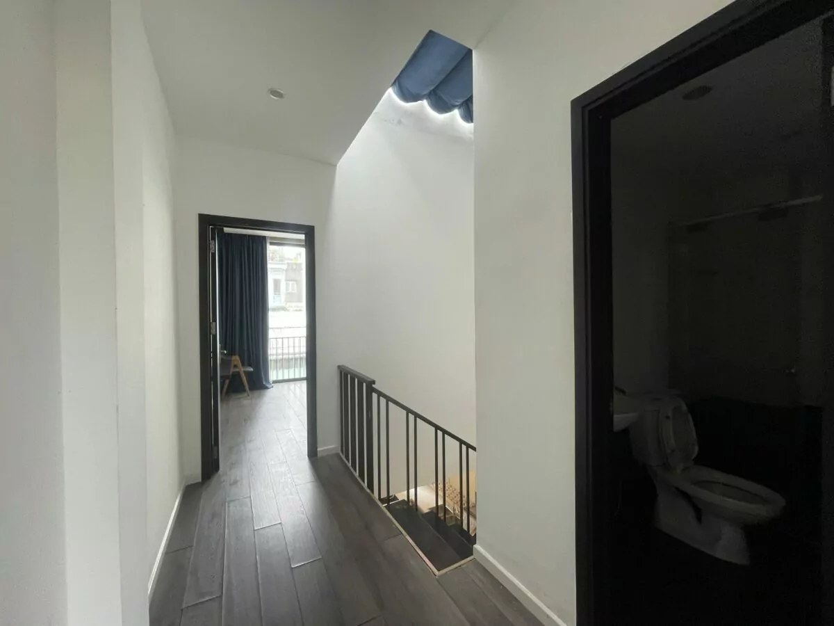 A 2-storey house for sale is located on An Thuong Street, My An Ward, Ngu Hanh Son District, Da Nang
