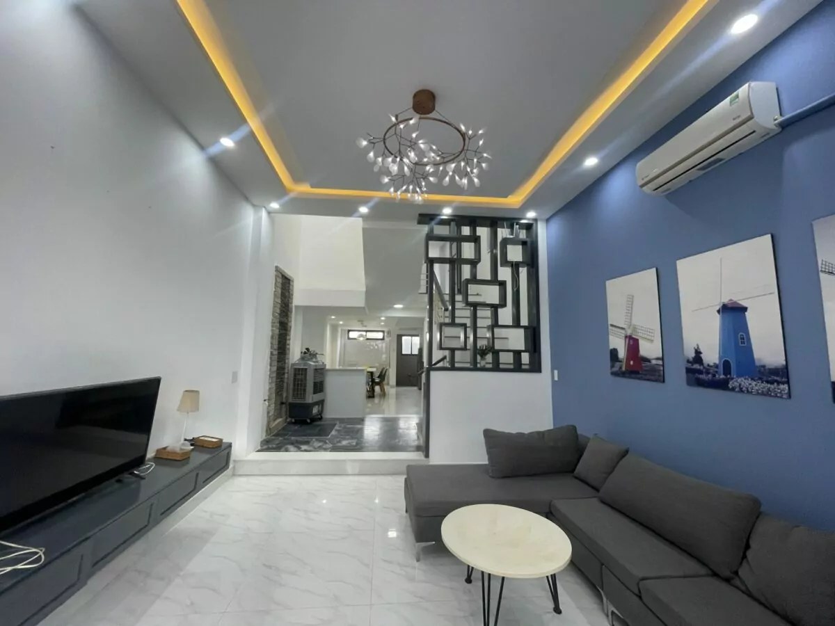 2 Bedroom house for sale in An Thuong area, close to My Khe beach, Da Nang City. This 2-storey