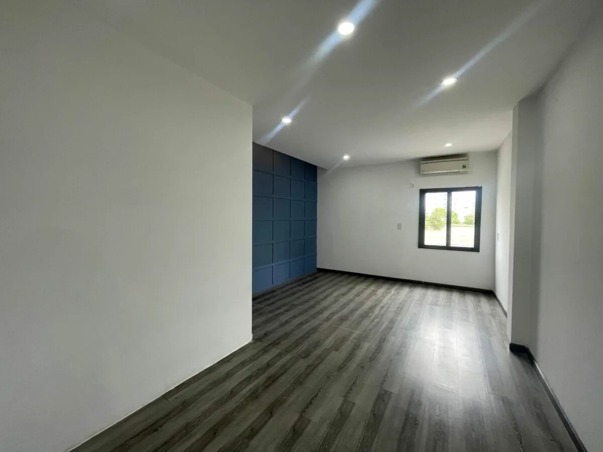 2 Bedroom house for sale in An Thuong area, close to My Khe beach, Da Nang City. This 2-storey