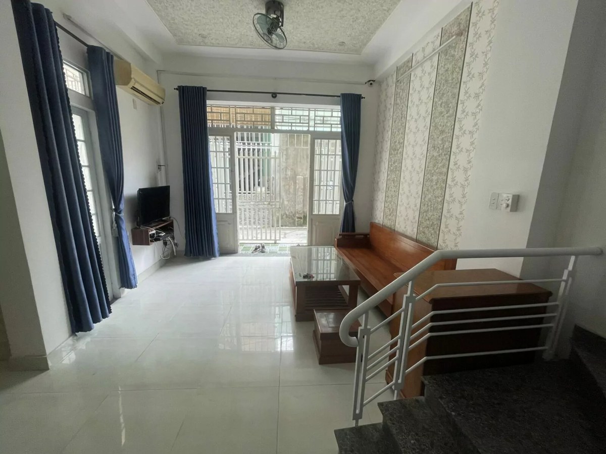 Cozy 3 bedroom house is located in a quiet residential area of a 3 meters alley on Ngu Hanh Son