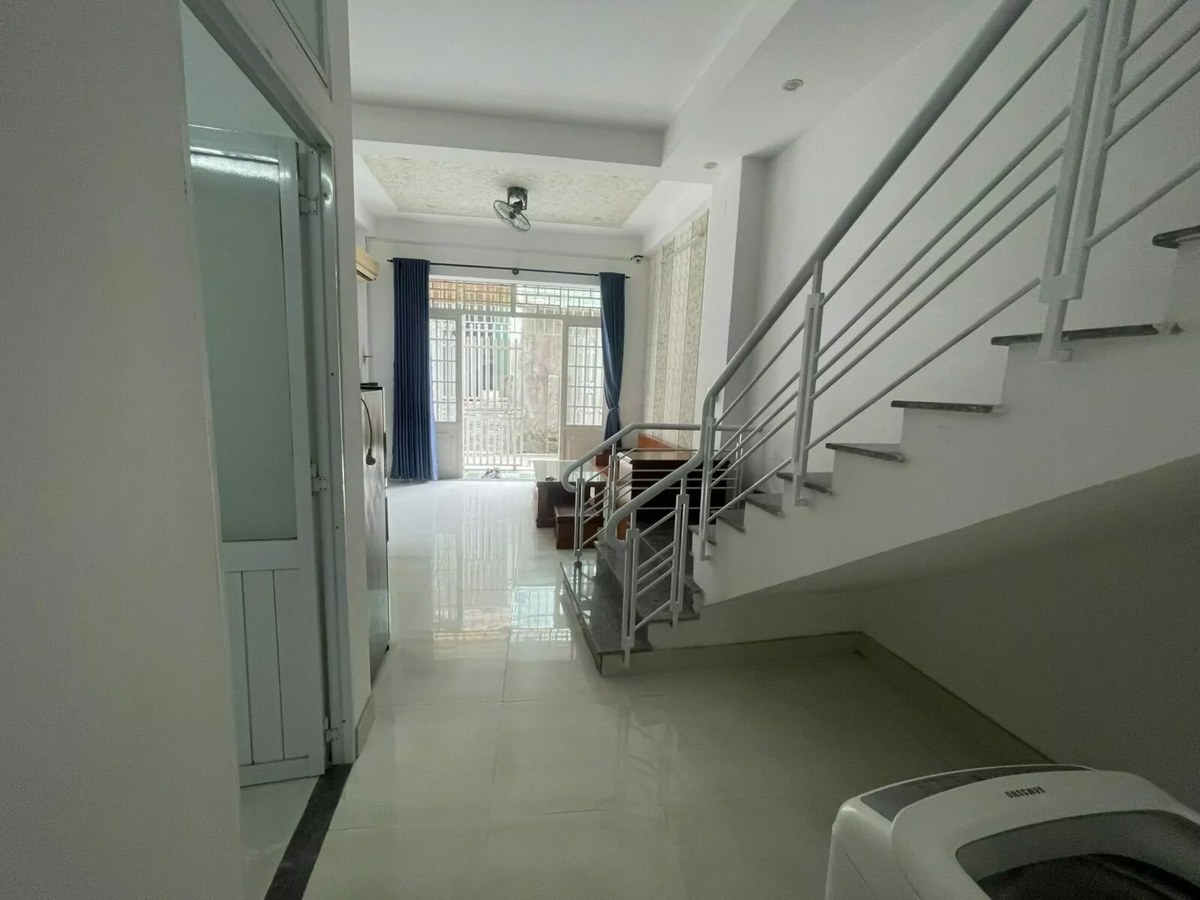 Cozy 3 bedroom house is located in a quiet residential area of a 3 meters alley on Ngu Hanh Son
