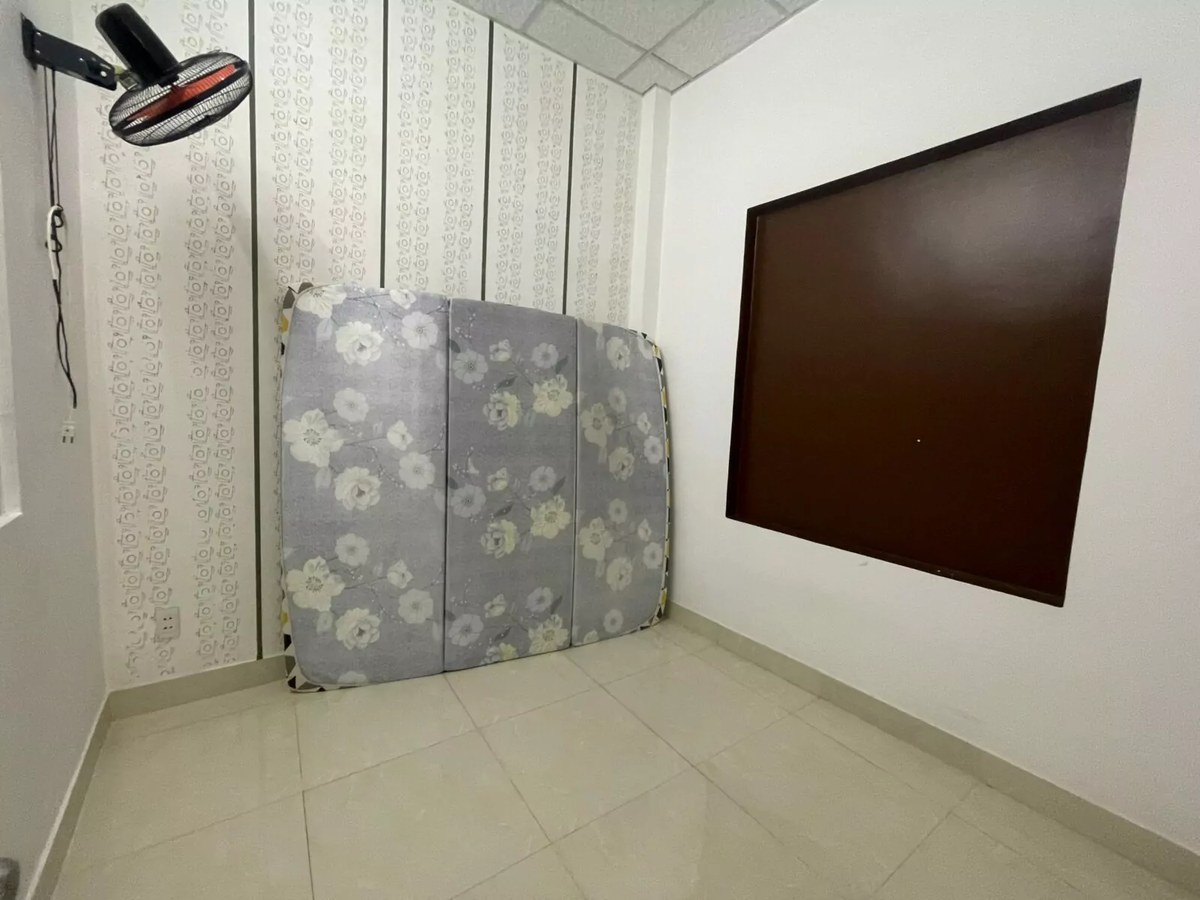 Cozy 3 bedroom house is located in a quiet residential area of a 3 meters alley on Ngu Hanh Son