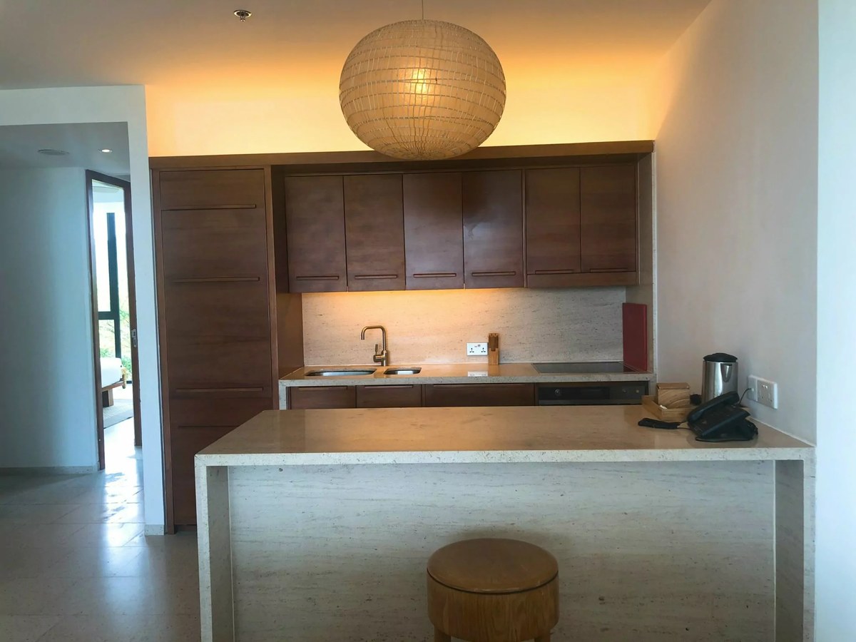 3 bedroom apartment for sale in Block D Hyatt Regency Da Nang Resort. Sale by a foreign owner