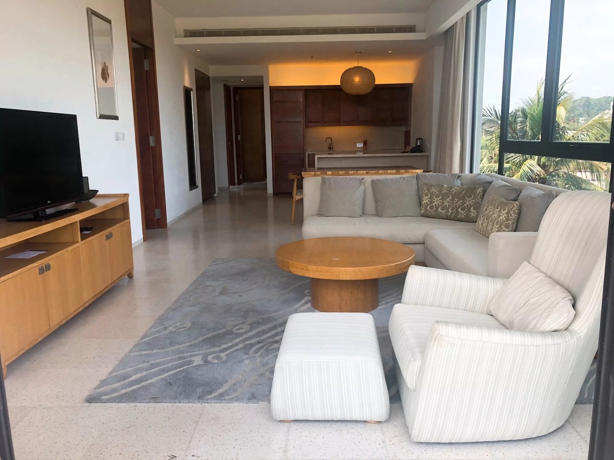 3 bedroom apartment for sale in Block D Hyatt Regency Da Nang Resort. Sale by a foreign owner