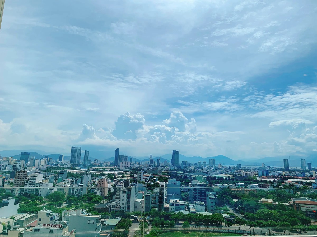 1bdr apartment for sale at Luxury Apartment Da Nang Located on 19th floor in the total of 33 floor