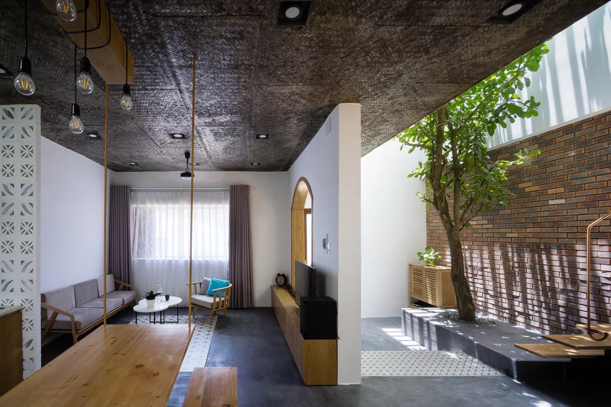 2 floor house for sale with nice design for sale in Son Tra, Da Nang City. The house was