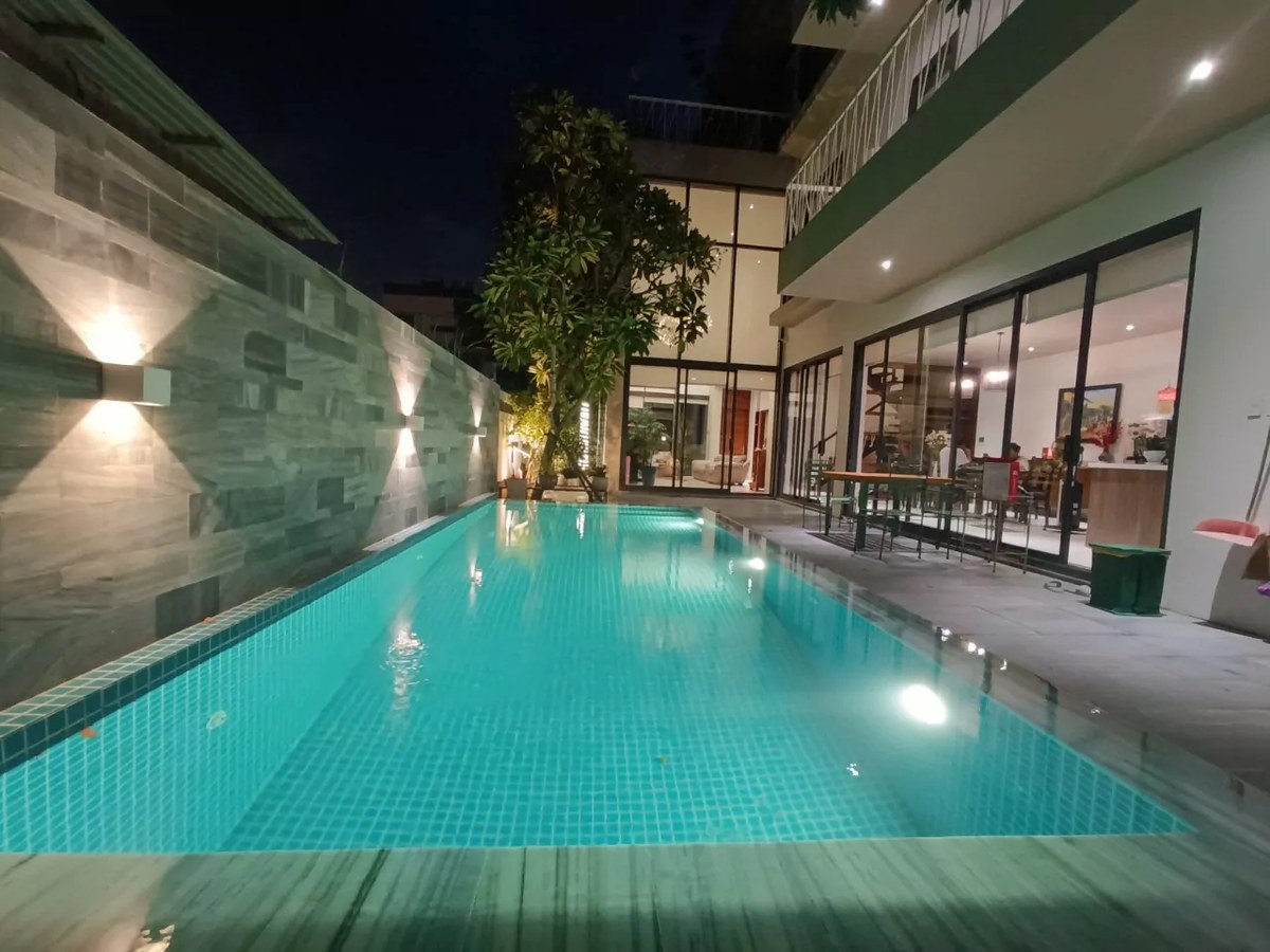 4 bedroom villa with 3 levels for sale in Bang Lang street, belongs to Euro Village 1, Son Tra, Da