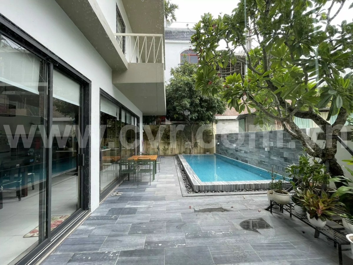 4 bedroom villa with 3 levels for sale in Bang Lang street, belongs to Euro Village 1, Son Tra, Da