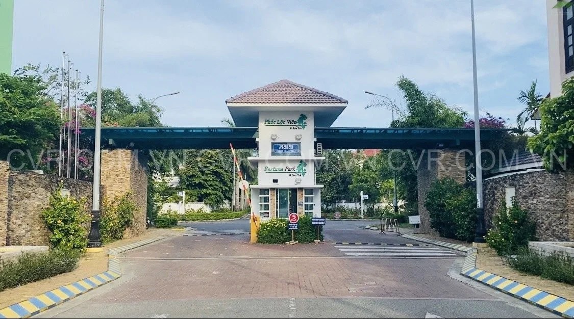 Garden villa for rent in Phuc Loc Vien area Da Nang. Detail: Location: Located in one of the
