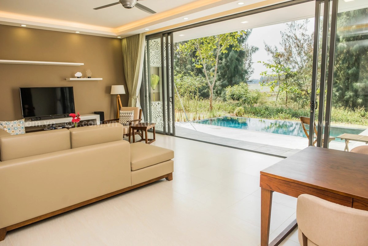 THE POINT GOLF COURSE VILLA 4BDR FOR SALE IN DA NANG The Point has a prime location, located in