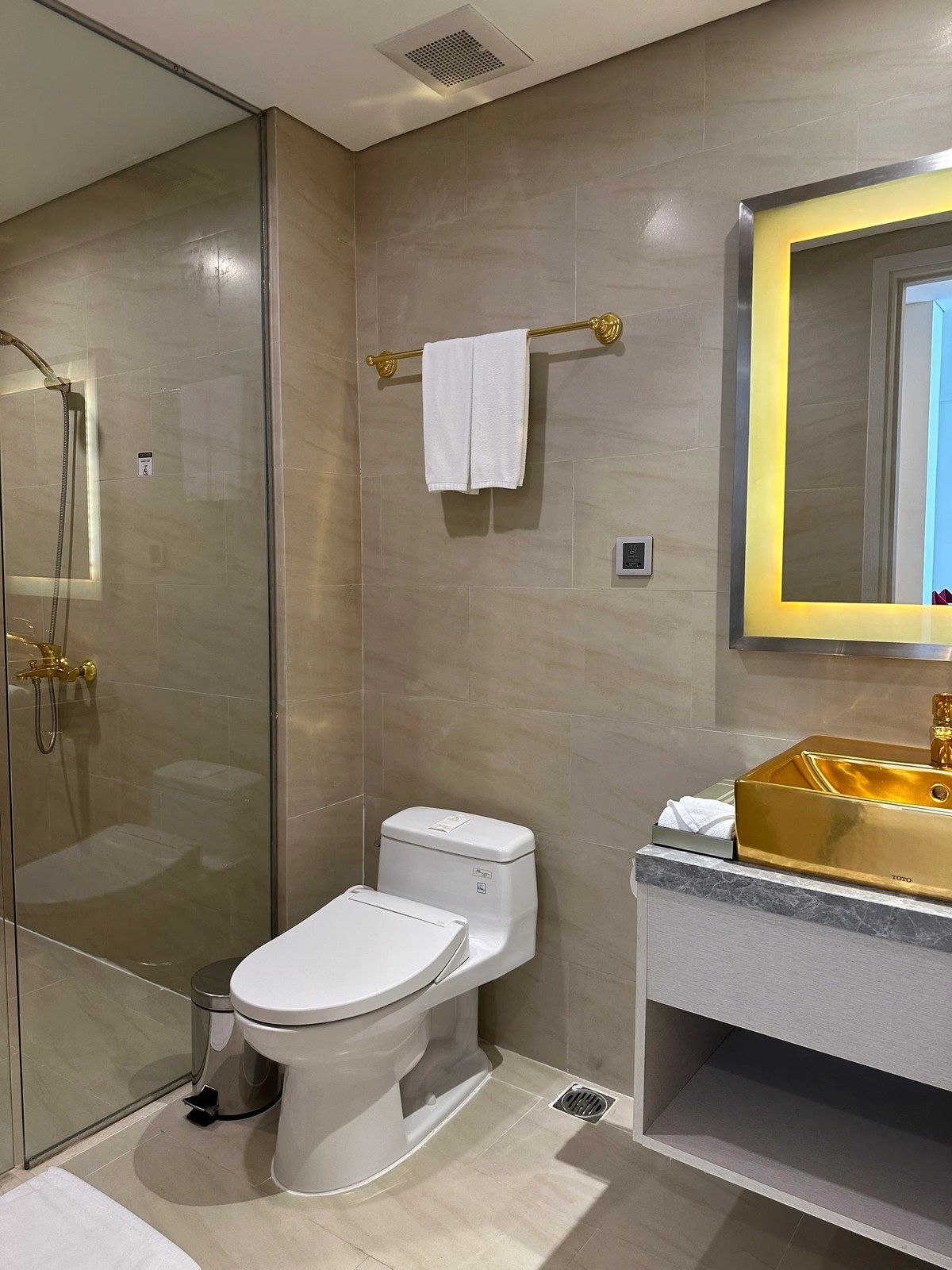 2 Bedroom Apartment for Rent in Son Tra, Da Nang