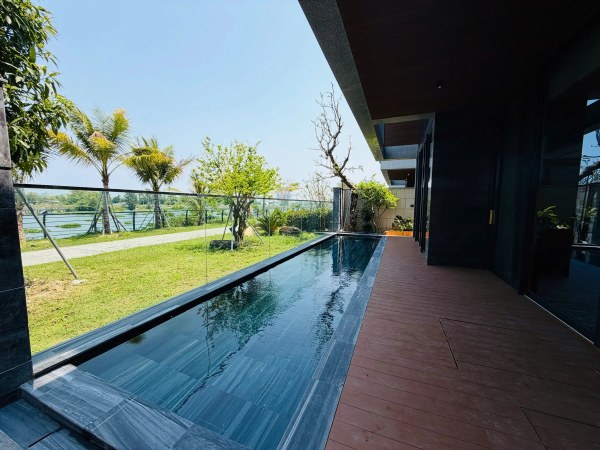 5 BEDROOM VILLA ONE RIVER FOR RENT IN NGU HANH SON, DA NANG