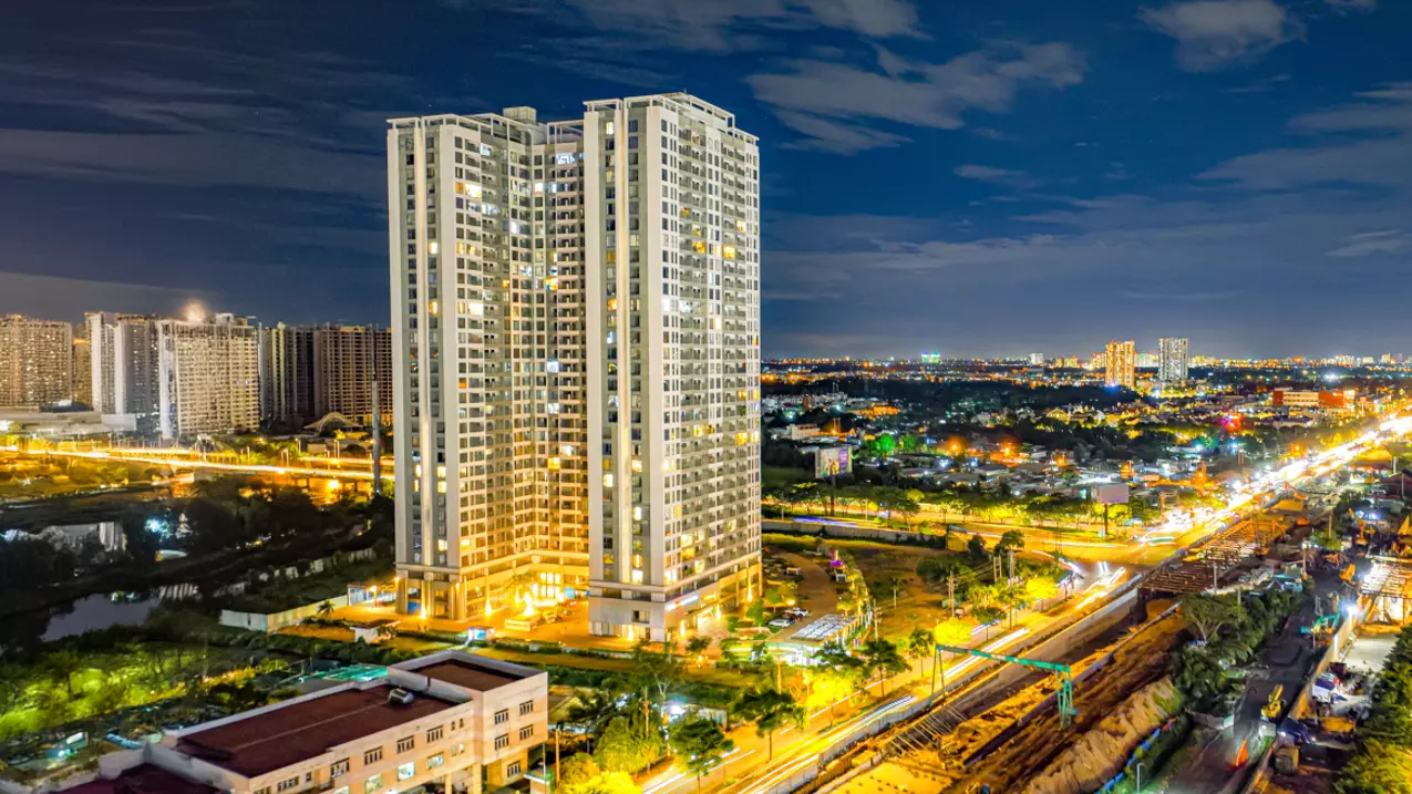 apartment b2.3111 with beautiful river view, beautiful main floor of lavida plus investor