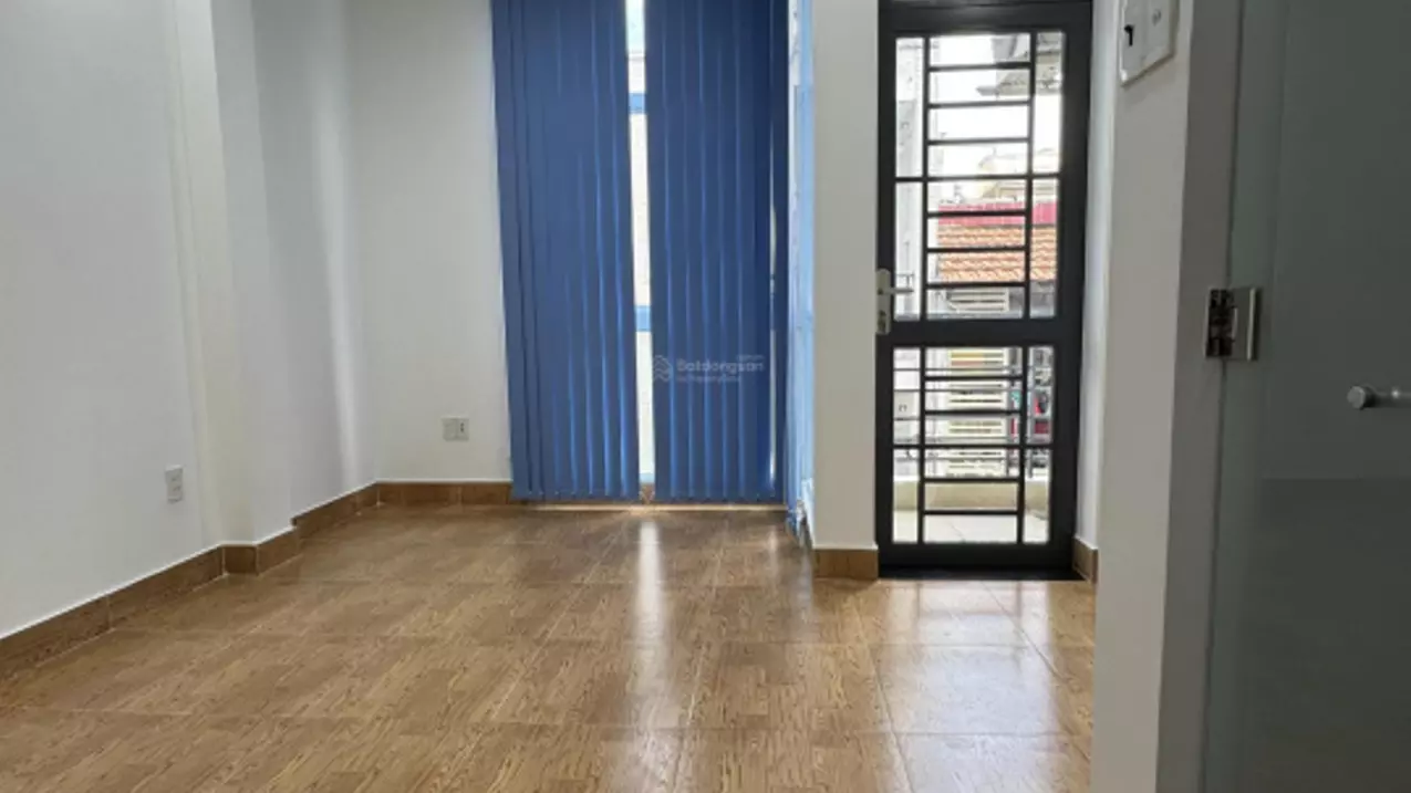 apartment for sale ly, trung tam social house, district, city, huge capacity, 5 tons, 6 bedrooms