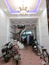 Nam Tu Liem