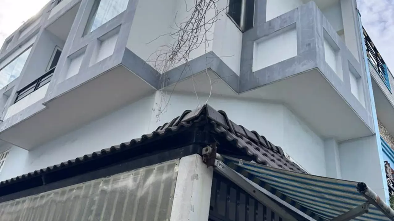 binh tan, near mt tl 10, 3-story house, car, low price