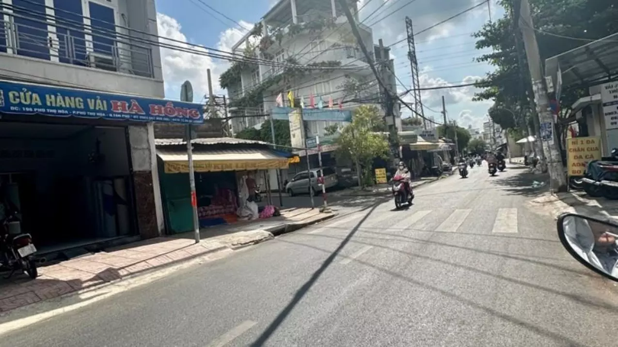Tan Phu