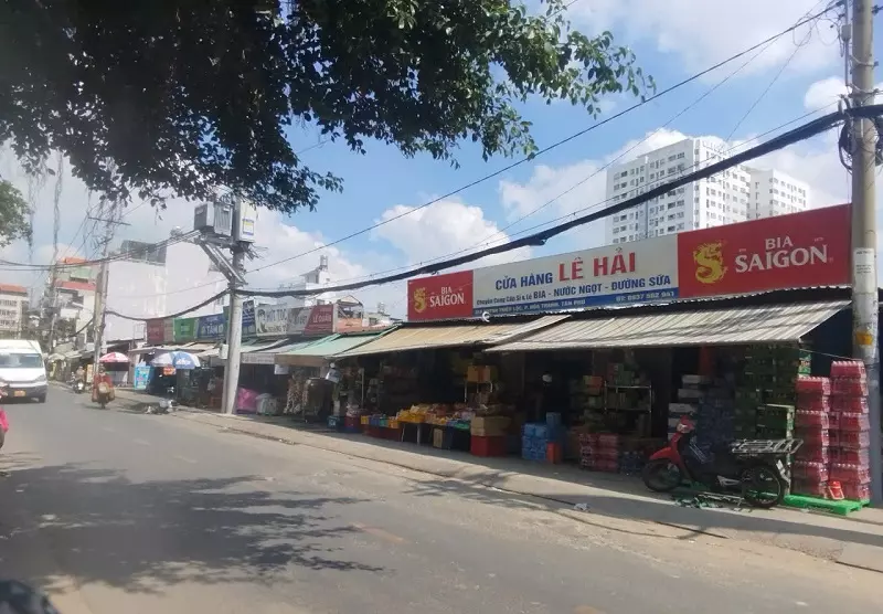 Tan Phu