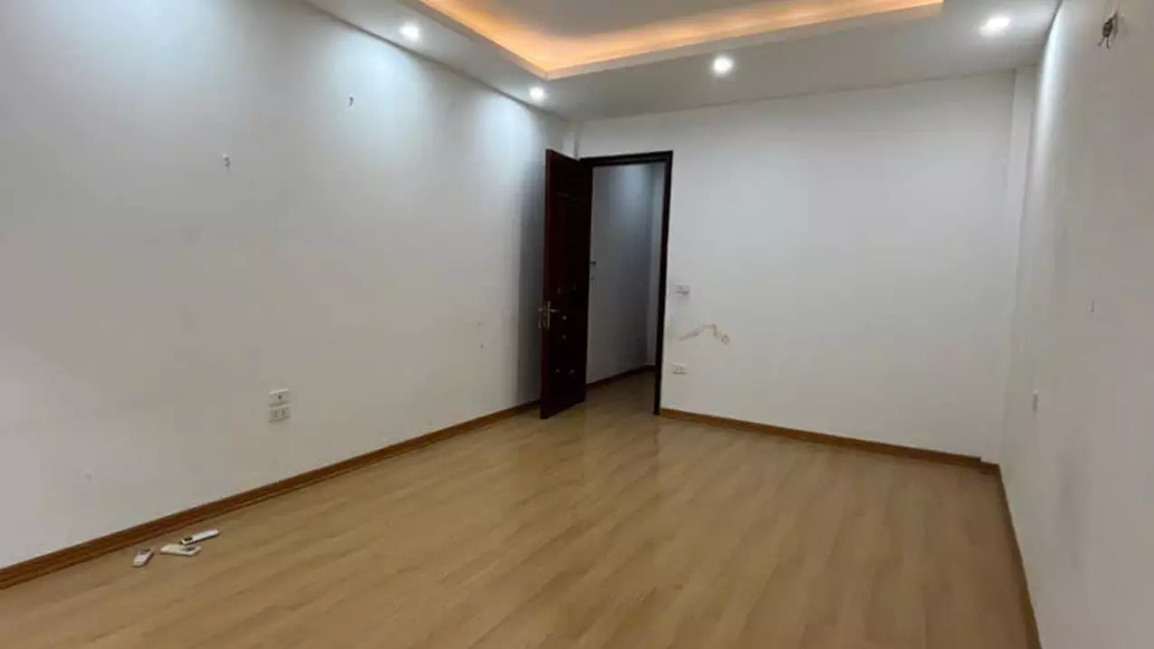 Nam Tu Liem