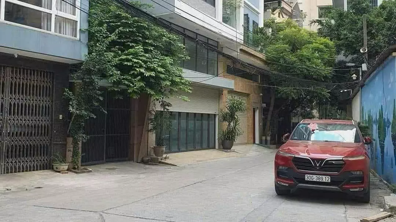 Nam Tu Liem