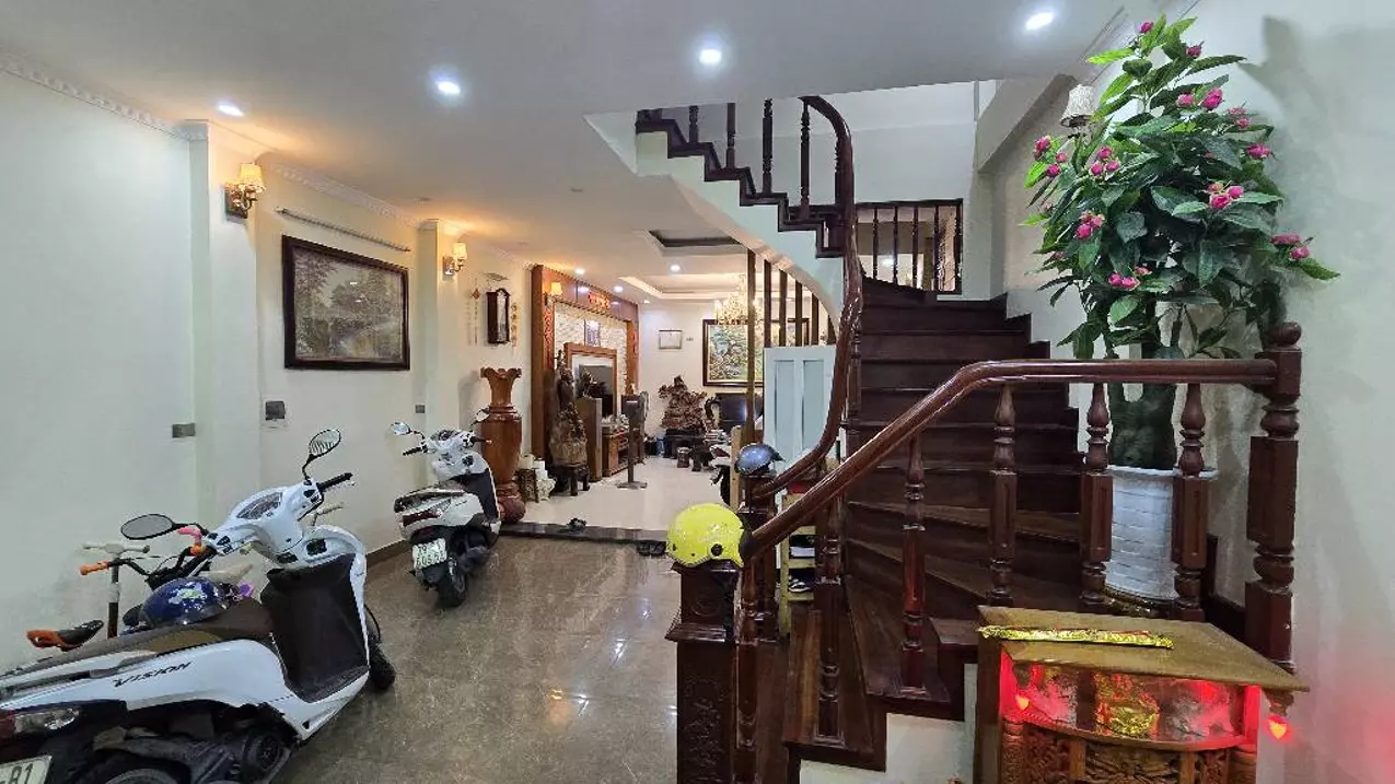 Hoang Mai