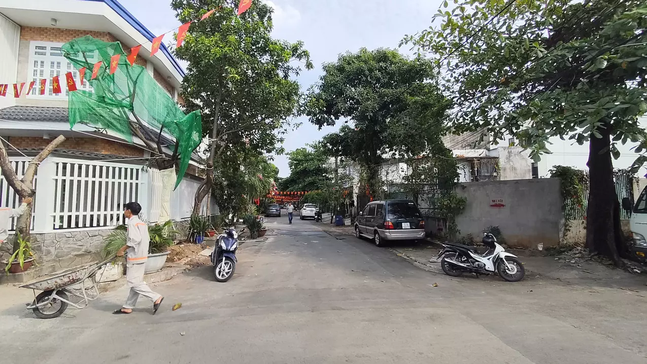 land for sale corner on 2 faces of street 23 - hiep binh chanh - thu duc city