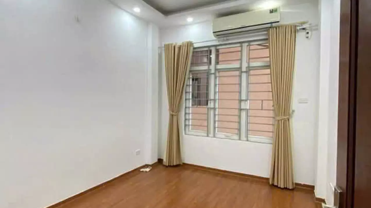Nam Tu Liem
