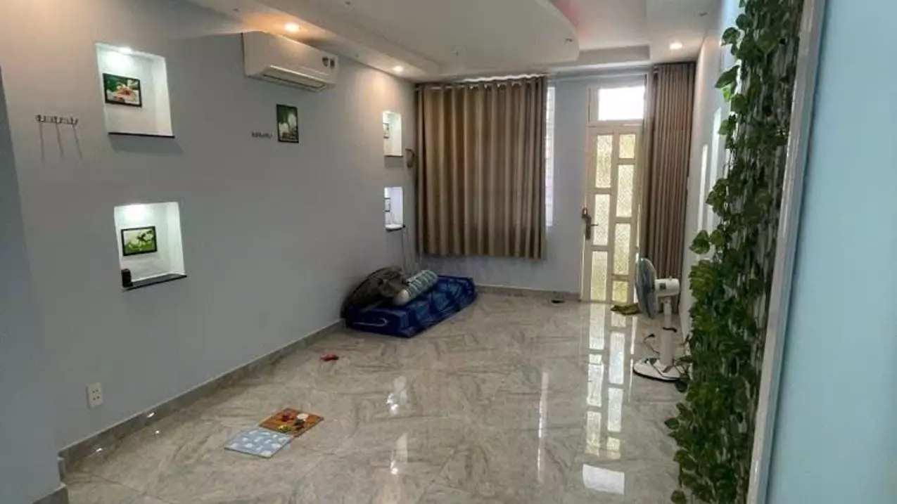 sale of nguyen thien thuats social house - district 3 - surprisingly good price