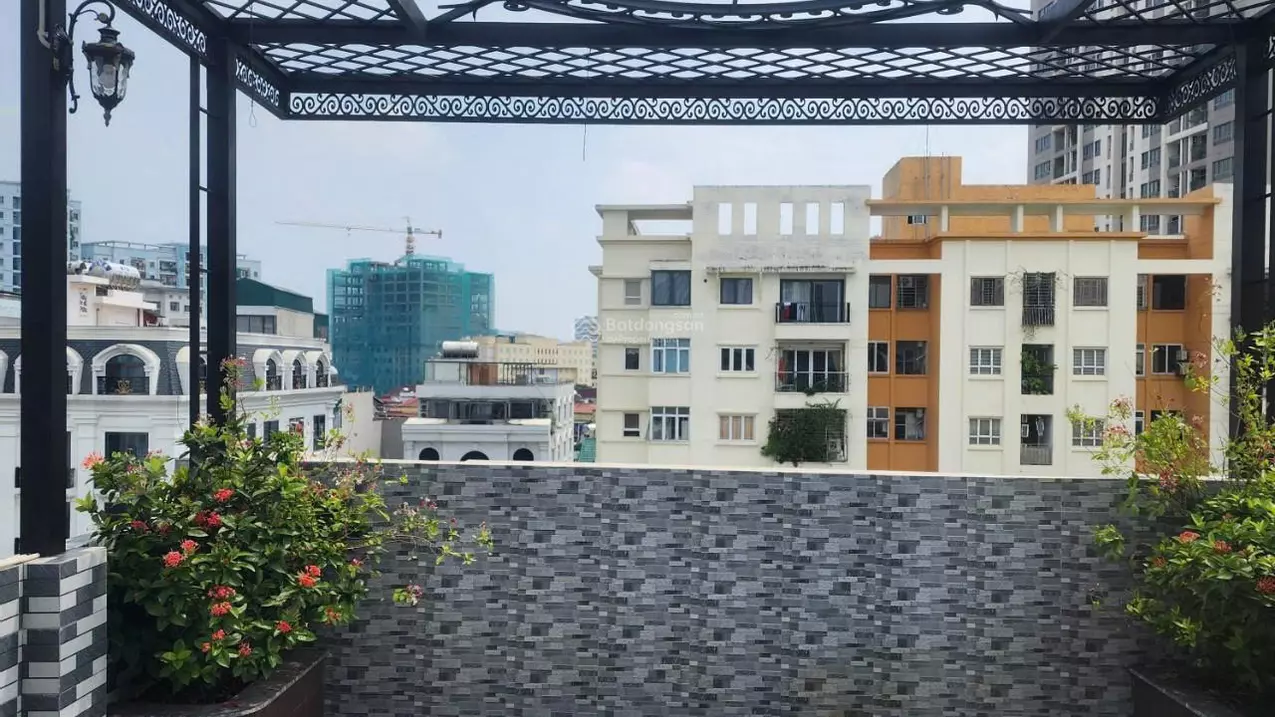 Nam Tu Liem