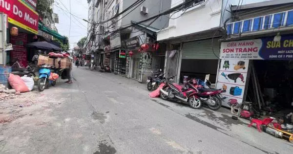 Nam Tu Liem