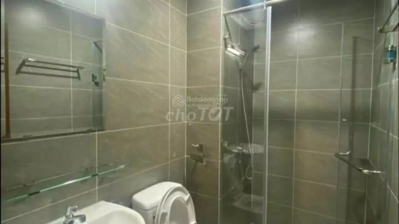 selling apartment 2 bedrooms, 2 bathrooms, 61m2, 2 bedrooms, frontage showing district 8
