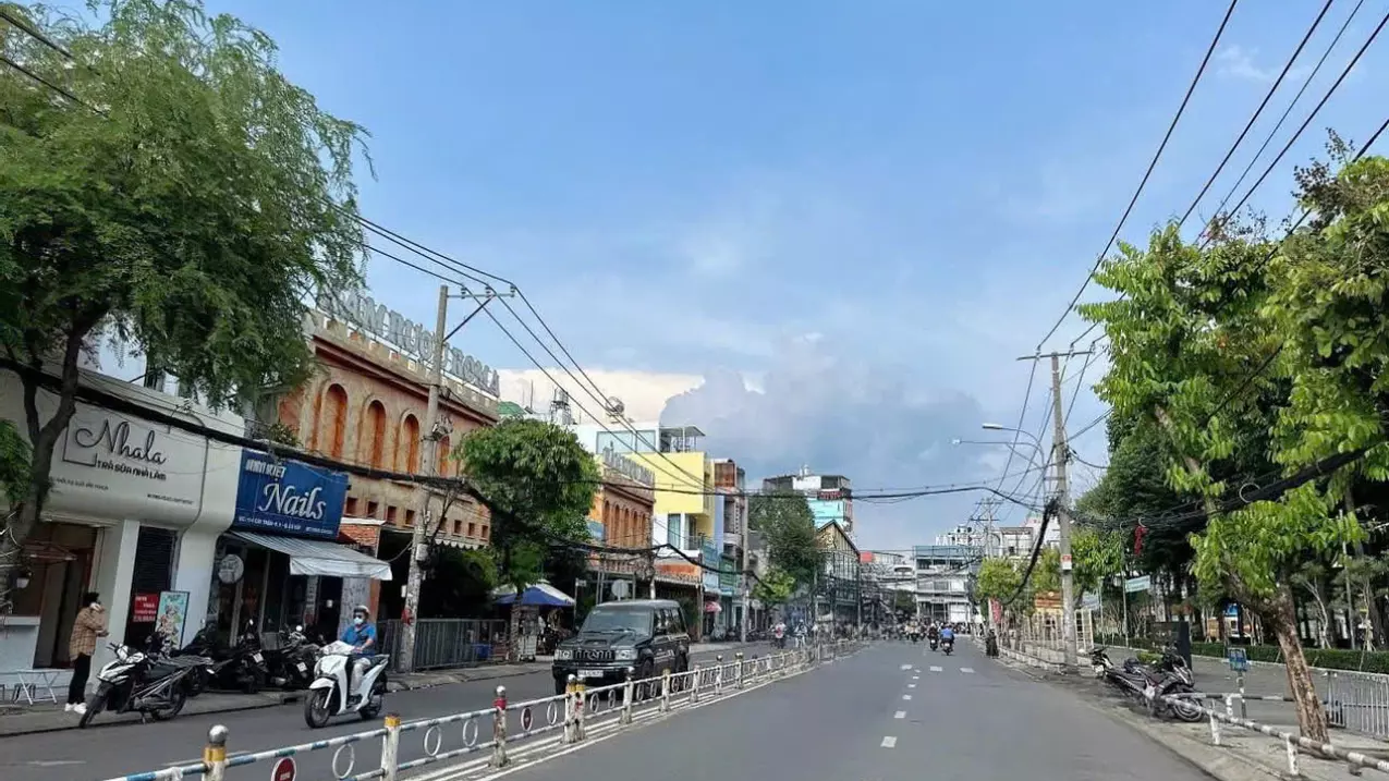 selling land to give away a house in alley 1 square 8m nguyen van khoi 72m2 wide 4m near cv lang hoa only 8 billion.