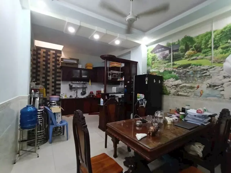 Tan Phu
