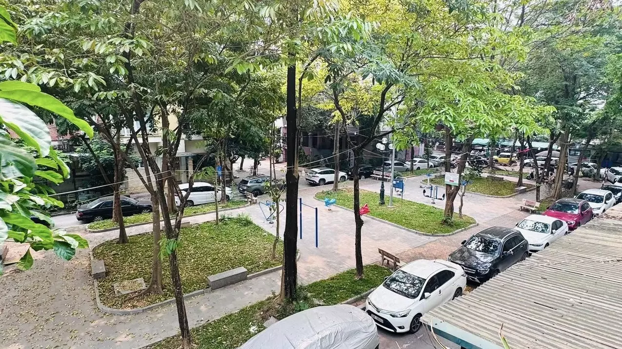 Nam Tu Liem