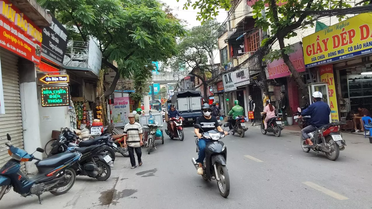 Nam Tu Liem