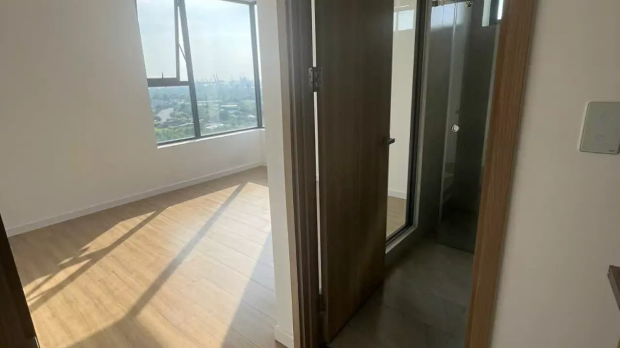 95m2 - estimated price 5.7 billion - corner apartment with pink book, 3 bedrooms, 3 bathrooms, eastmark district 9