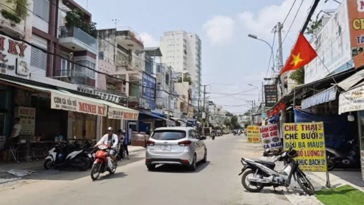 binh tan, beautiful new house, 4 floors, 100m2, business area, rocket vip area.