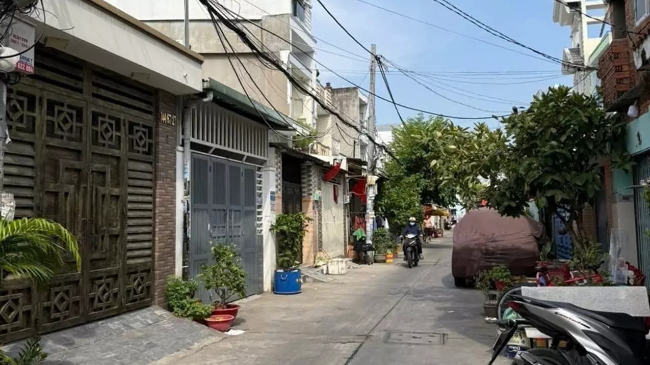 binh tan, binh tri dong, front of huong lo 2, car, beautiful 2-storey house, 76m2
