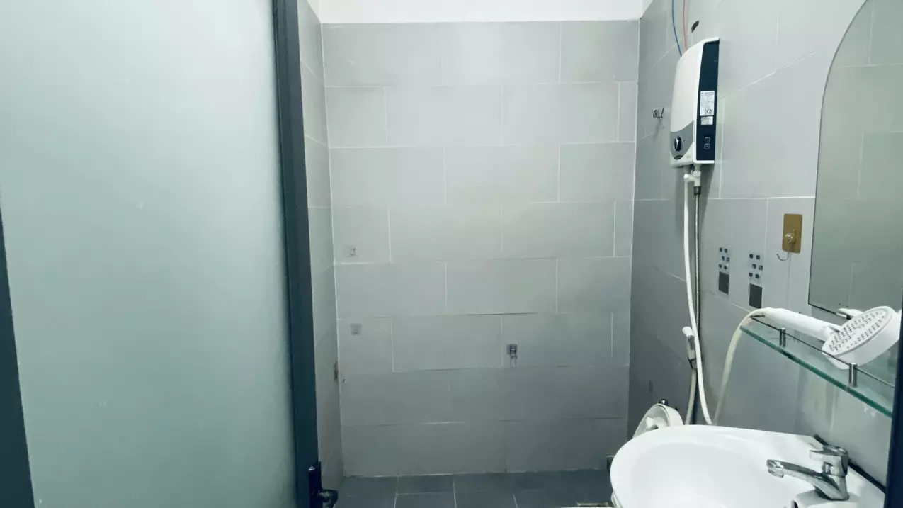 entire house for rent in hiep binh chanh, thu duc, hcmc - financial support for people moving in