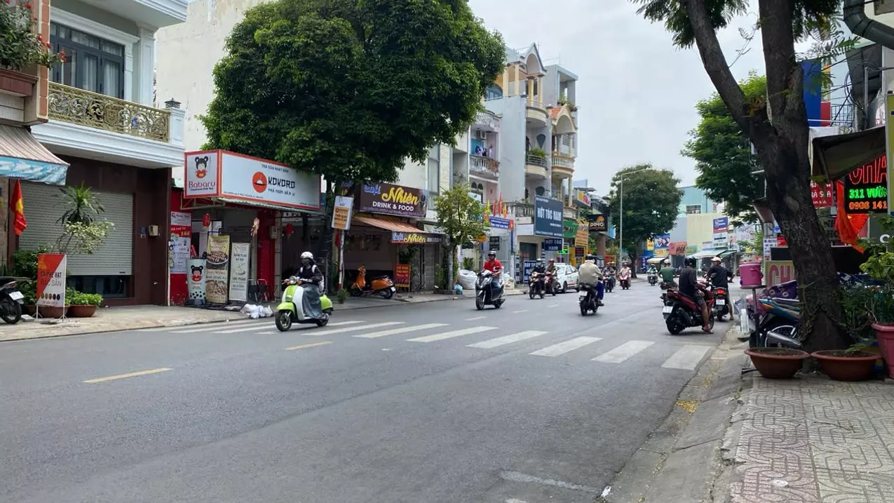 Tan Phu