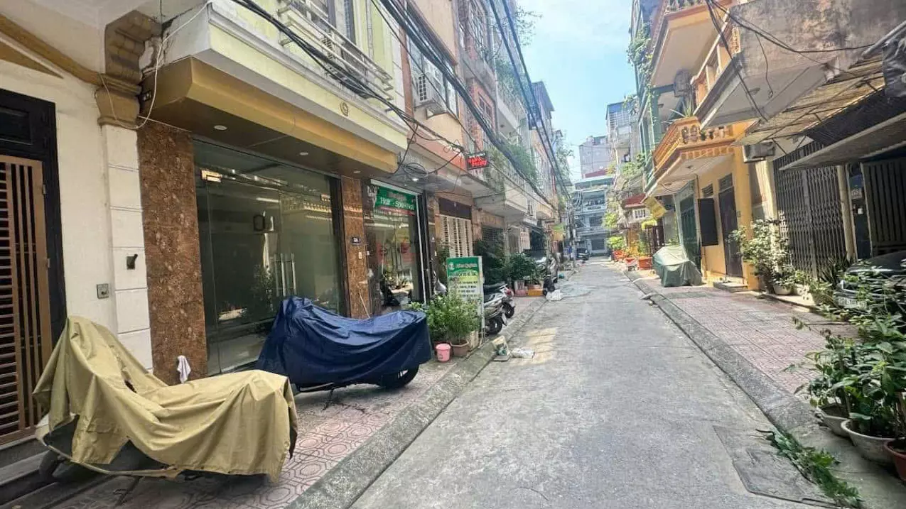 Ha Dong