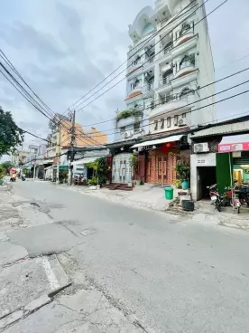 Tan Phu