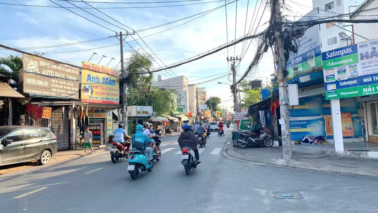Tan Phu