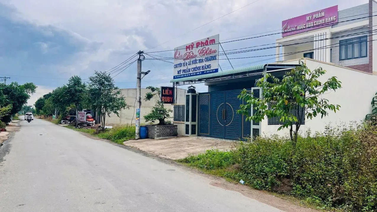 Duc Hoa