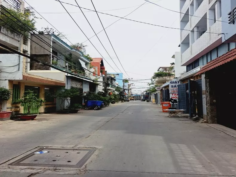 Tan Phu
