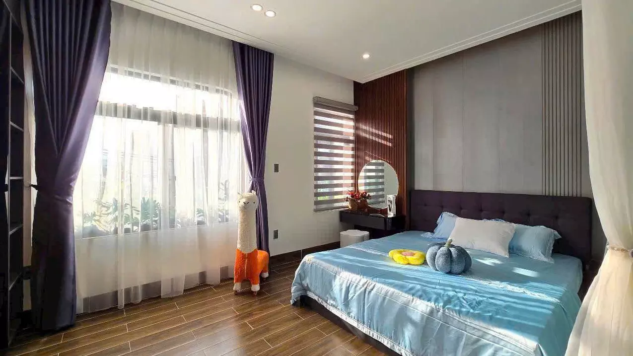 Hoang Mai